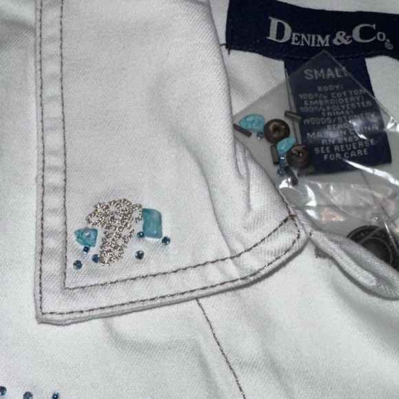 Denim & Co. Embroidered White Jean Jacket Size S - Picture 4 of 7